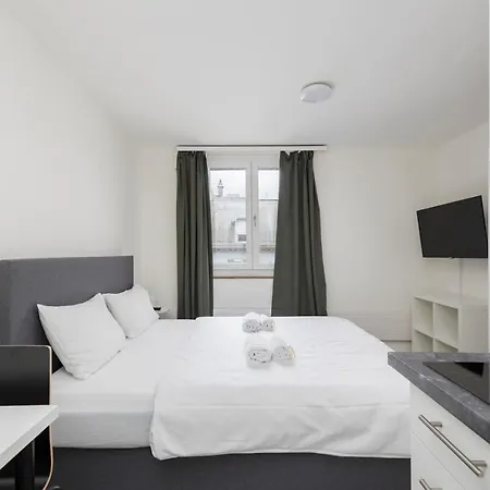 Downtown Deluxe With Queen Bed Be-55 ציריך