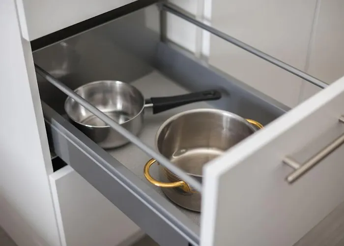 Downtown Deluxe With Queen Bed Be-55